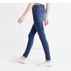 Madewell 9 inch High Rise Skinny Jean in Polly Wash